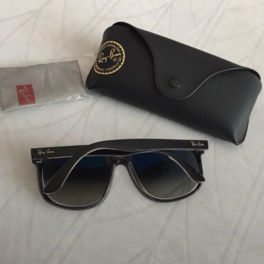 New Authentic Ray-Ban Sunglasses - Picture 4 of 8